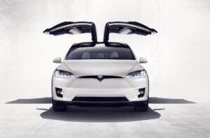 Tesla Model X 4