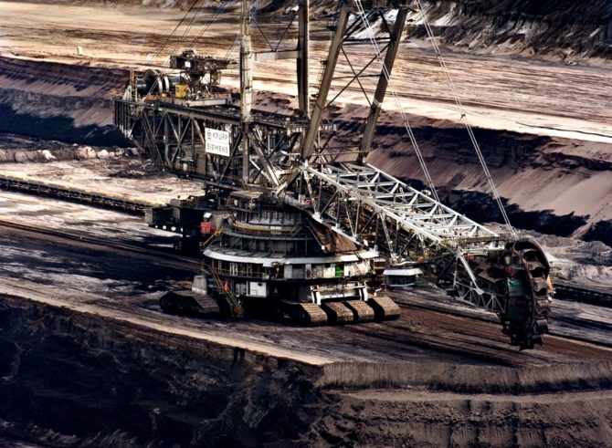 kopalnia węgla koparka