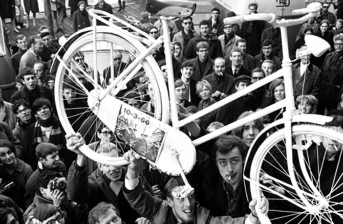pierwszy rower miejski provo amsterdam