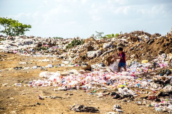zanieczyszczenie plastikiem nikaragua hermes rivera