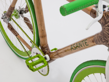 Rower z bambusa