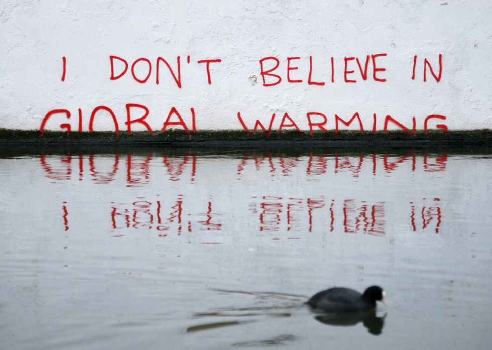 zmiany klimatyczne graffiti banksy